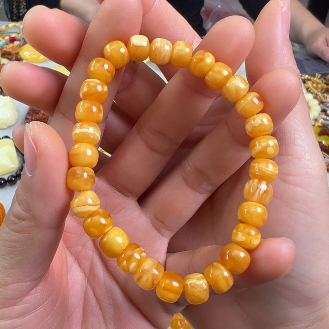 蜜蜡裸石未镶嵌蜜蜡