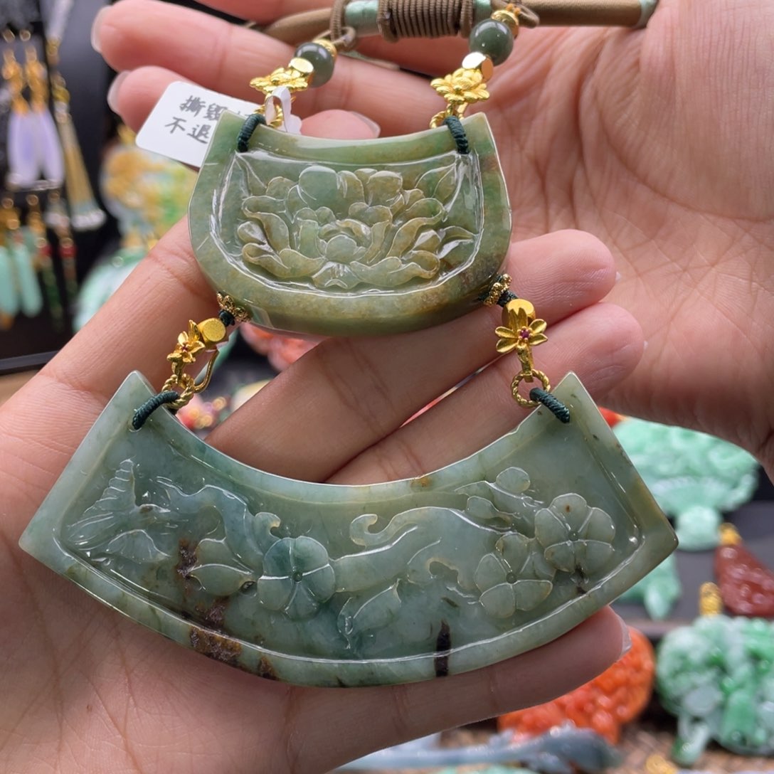 翡翠颈饰未镶嵌代编织