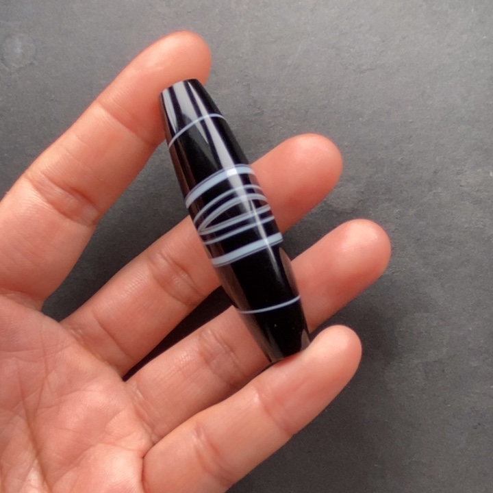 玛瑙/玉髓颈饰未镶嵌康**子