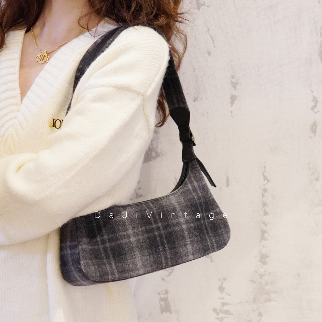 95新 FERRAGAMO/菲拉格慕 大吉中古/菲拉格慕毛呢格纹腋下包