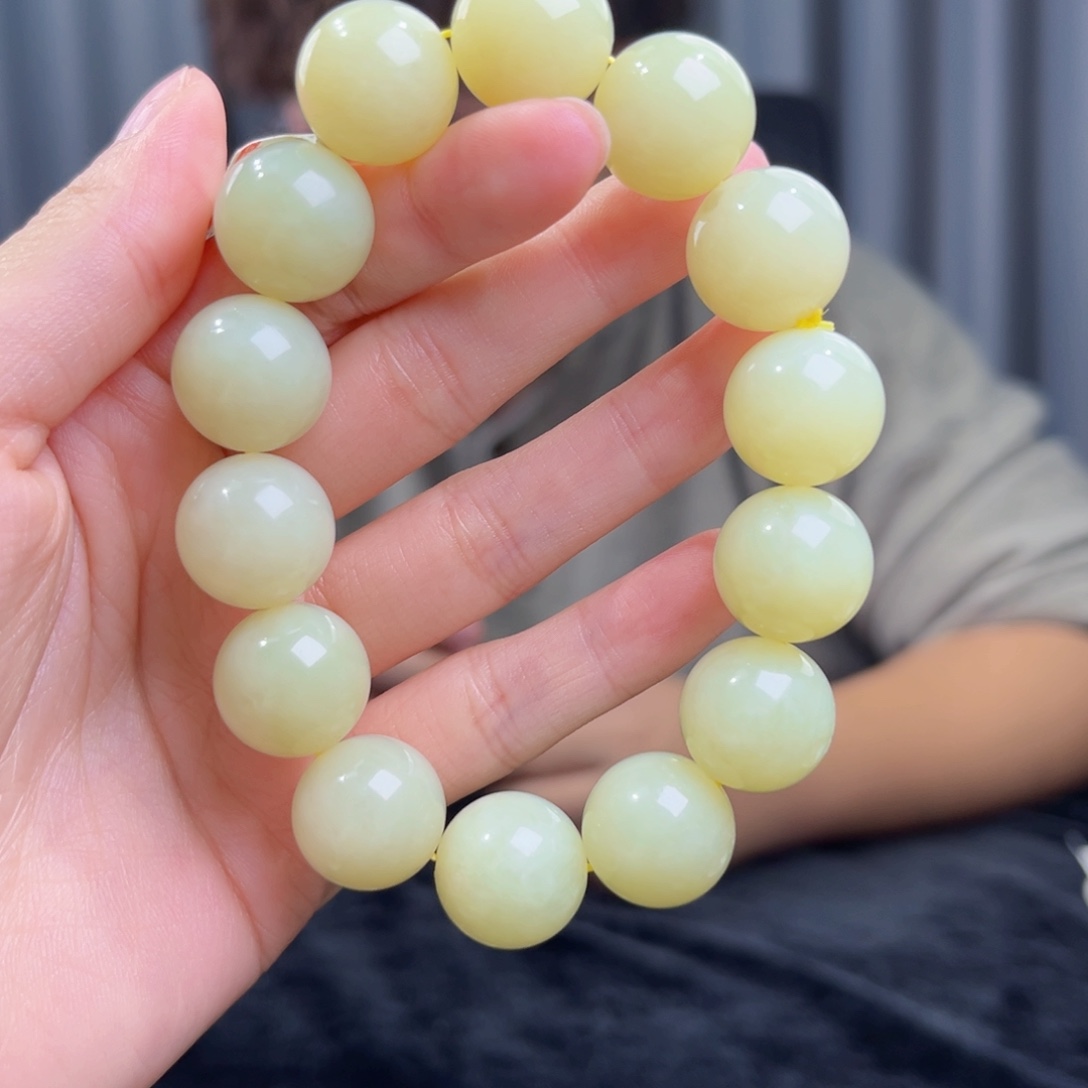 王***意和田玉未镶嵌手串天然和田玉新疆若羌黄口16