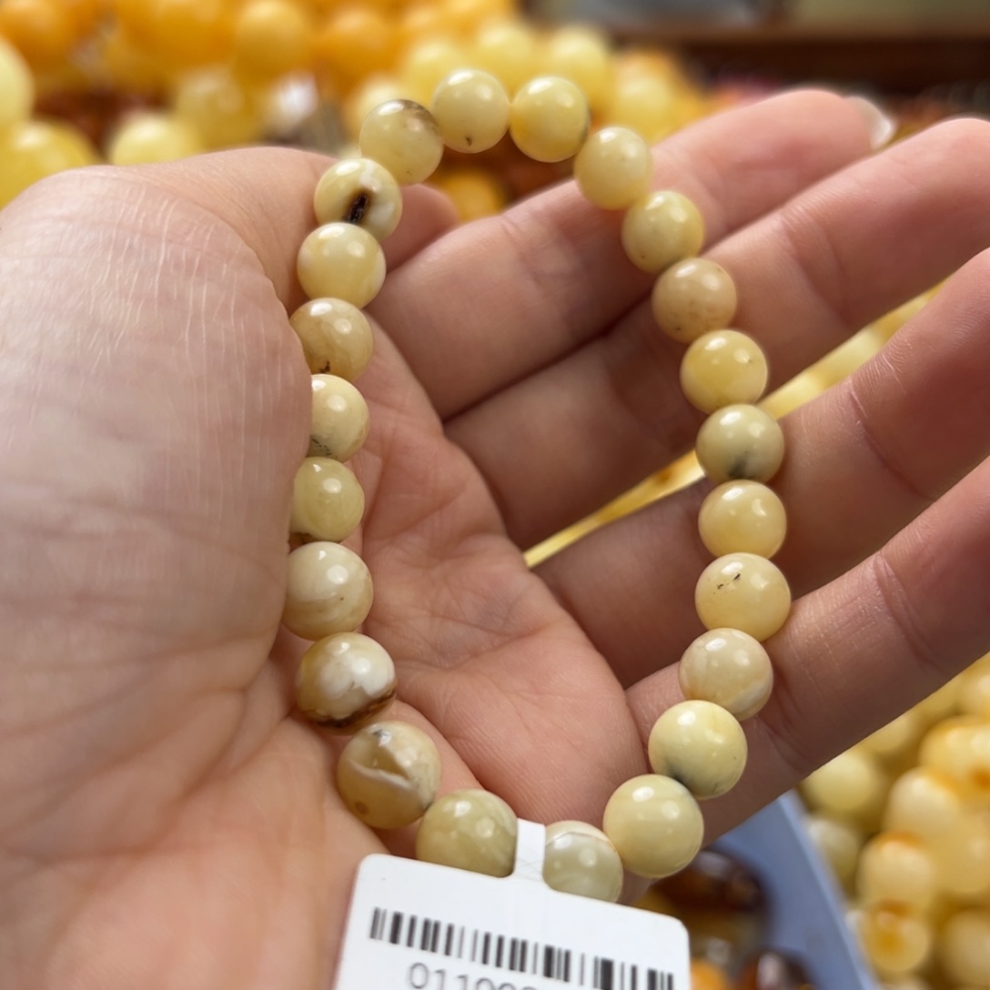 未镶嵌琥珀珠宝奇石