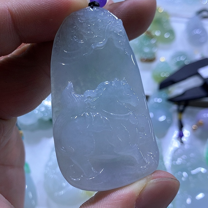 翡翠颈饰未镶嵌天然翡翠A货吊坠