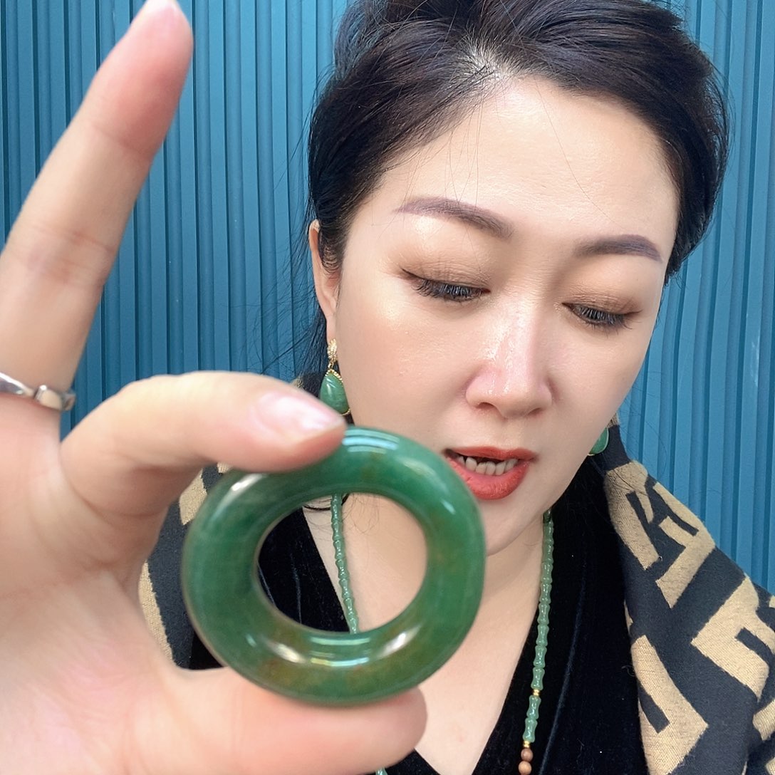 石英质玉手镯合金