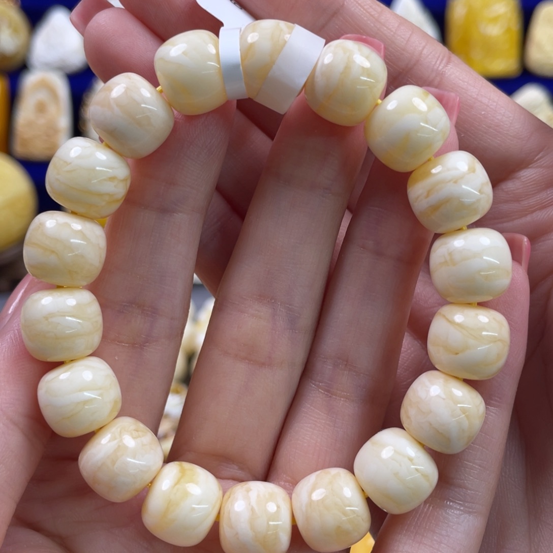 蜜蜡裸石未镶嵌琥珀蜜蜡