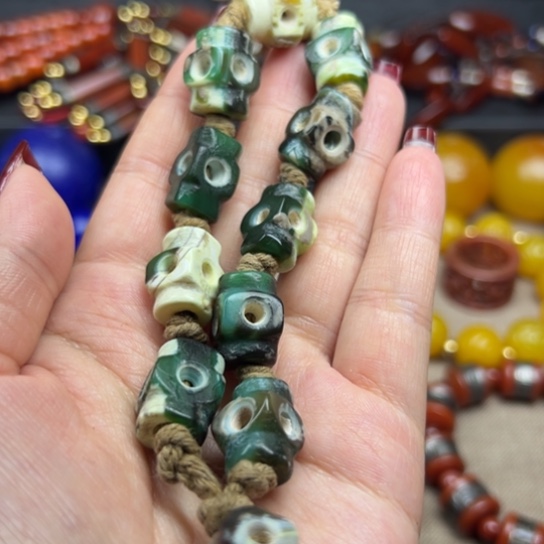 玛瑙/玉髓颈饰未镶嵌