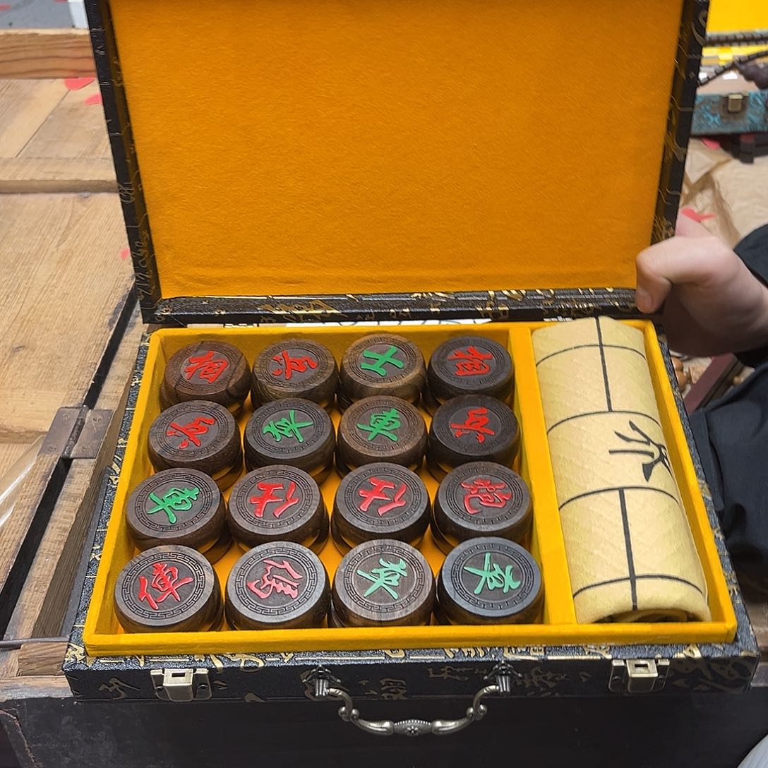 大叶紫檀（黑酸枝木类）