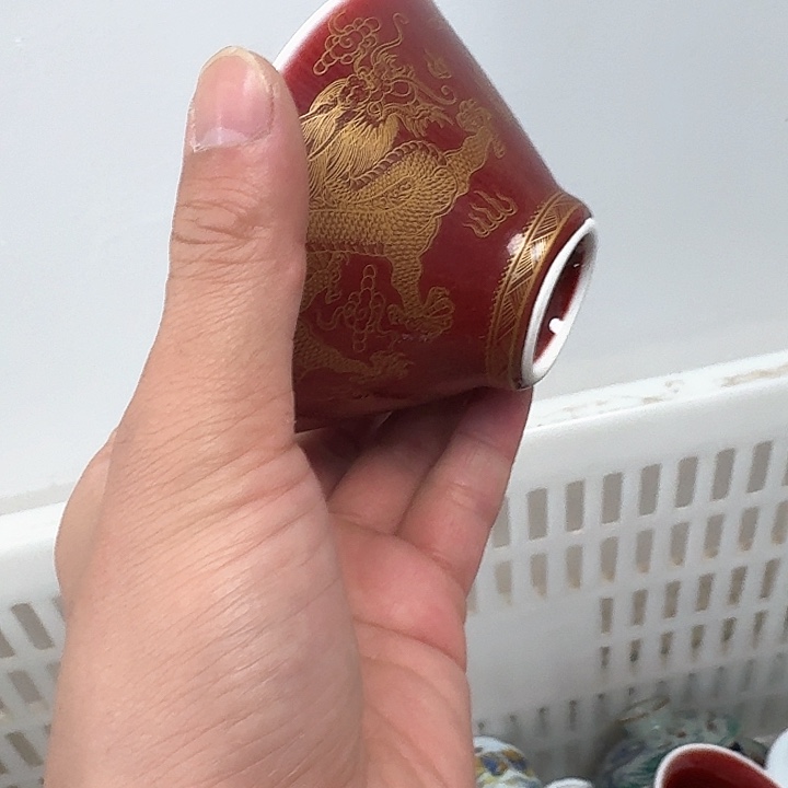 瓷片郎红描金斗笠杯景德镇
