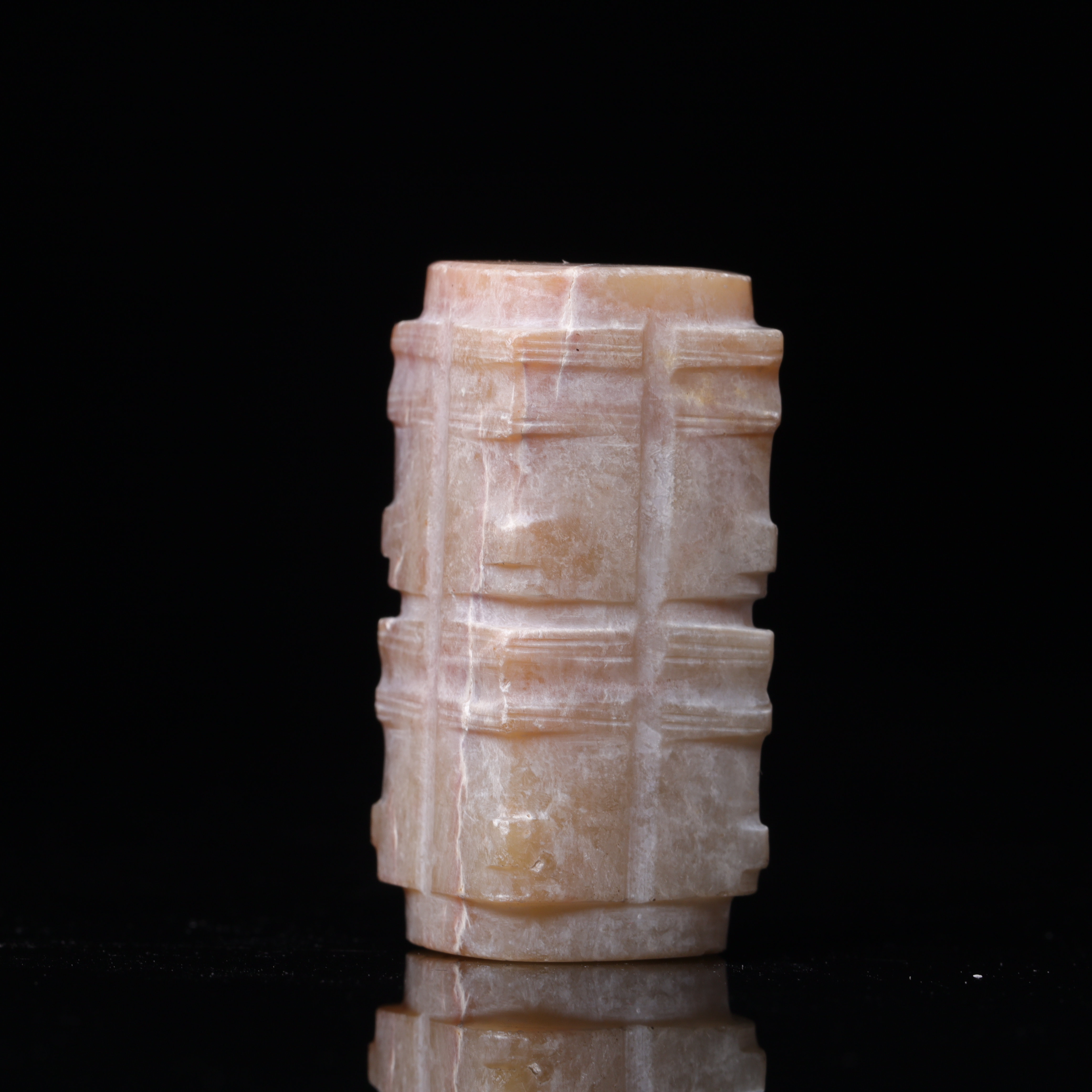 明代和田玉双节琮