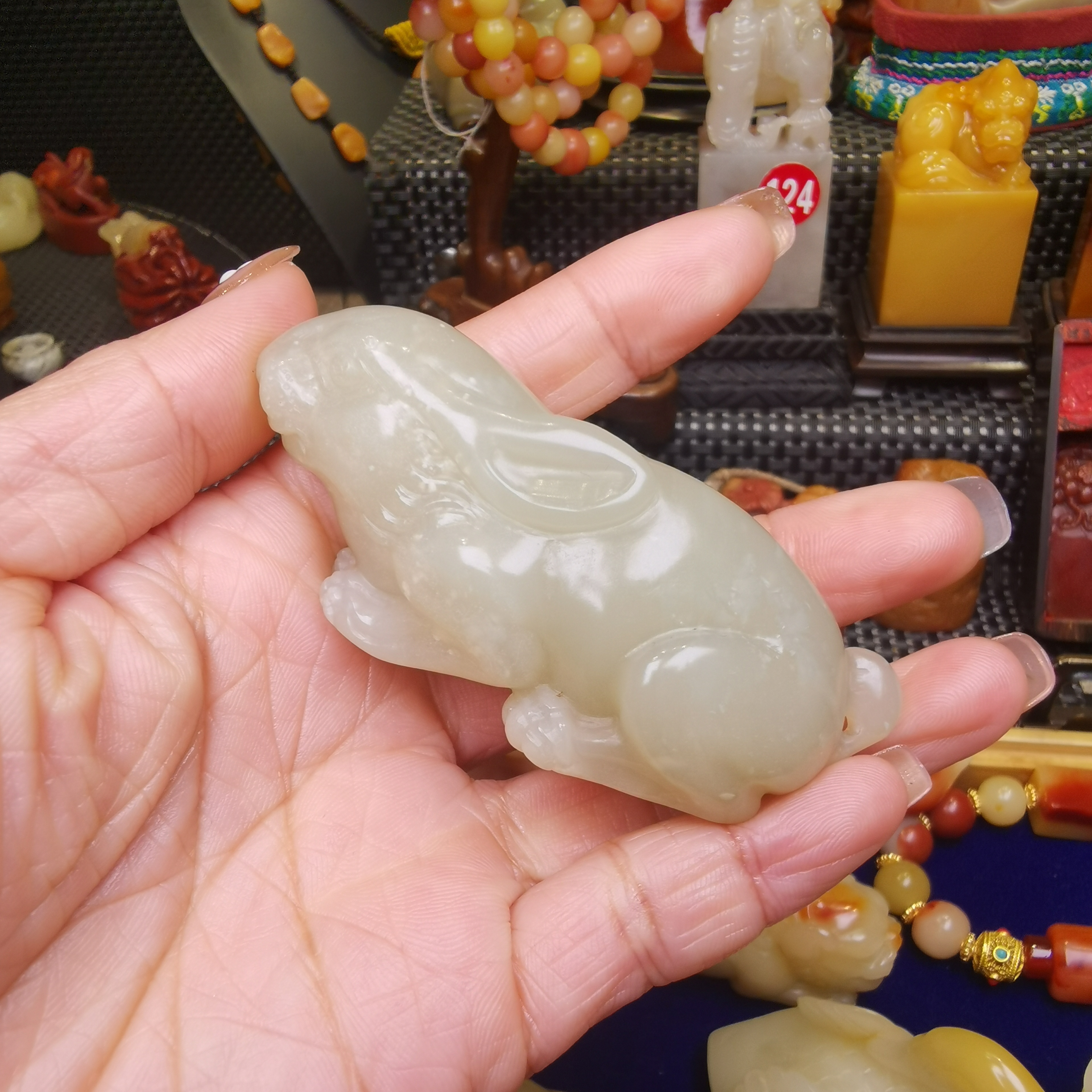 寿山石结晶二号矿兔子手把件