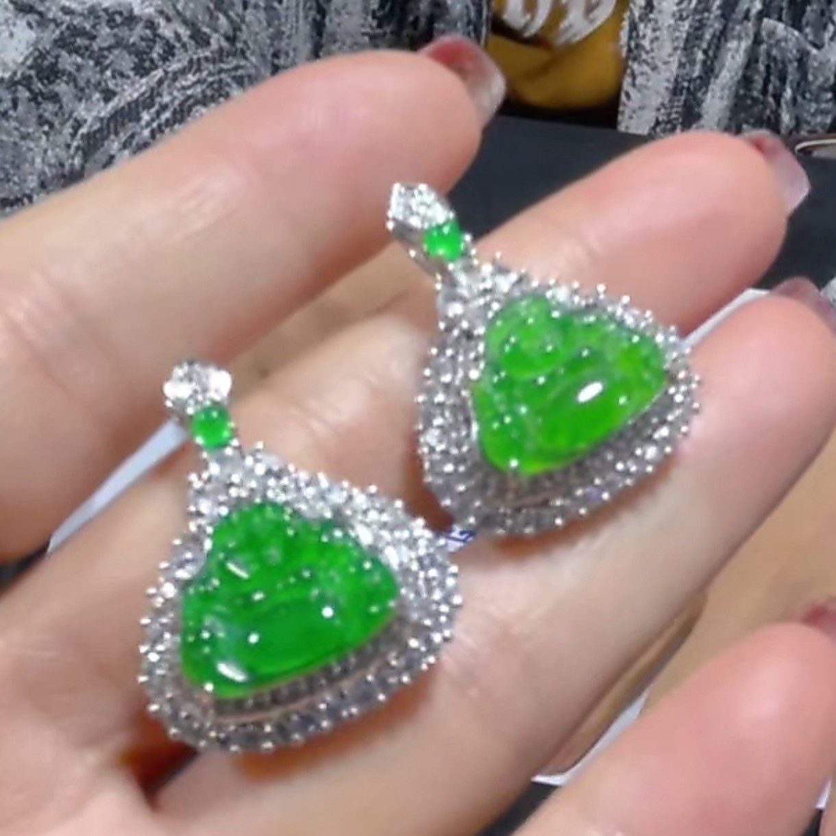 天然A货翡翠假一罚四（多样性发货拍一件发件）