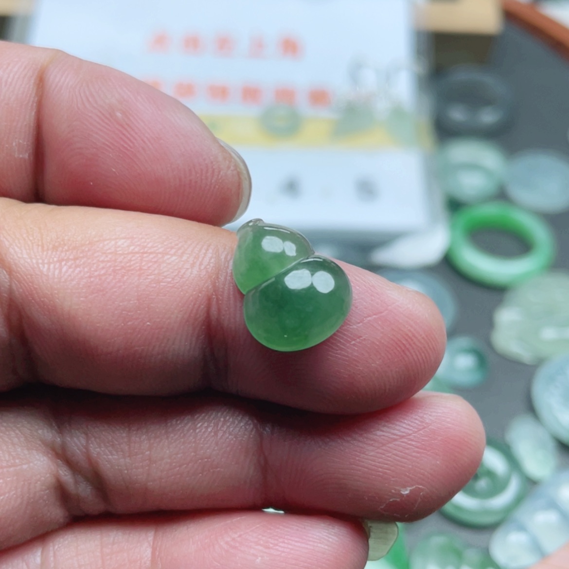 【闪购商品】翡翠颈饰未镶嵌翡翠