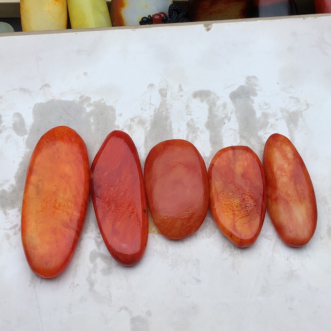 M***朱和田玉未镶嵌挂件