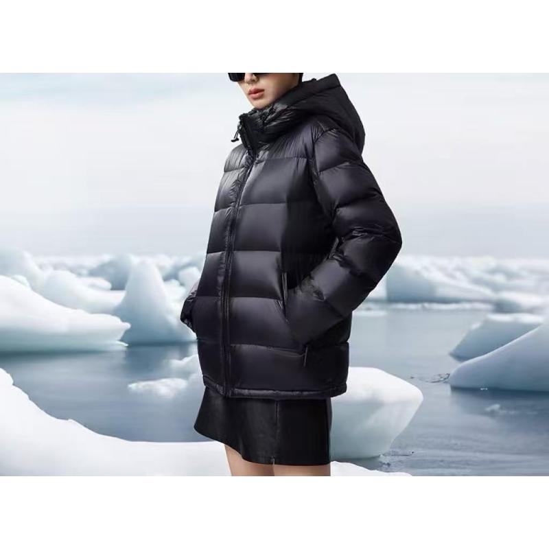 黑色金标锁温连帽短款极简风羽绒服Y518