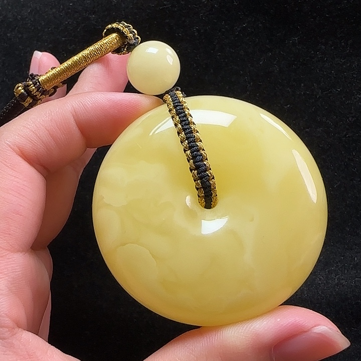未镶嵌蜜蜡珠宝奇石