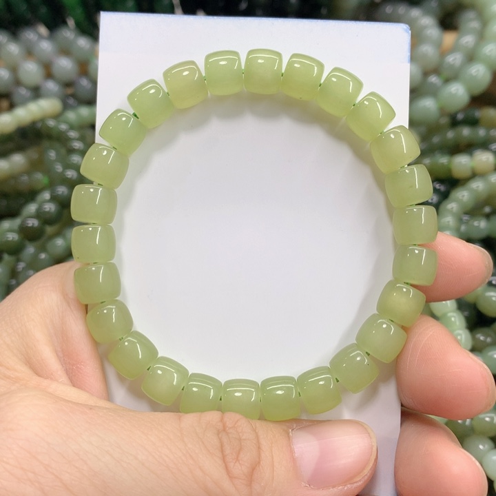 敬***雨东陵石未镶嵌天然玉石