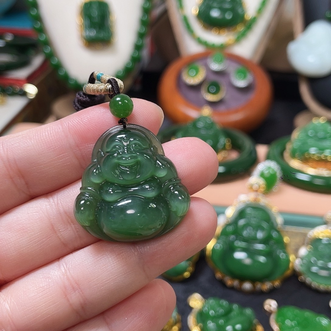 和田玉（碧玉）未镶嵌颈饰猫眼佛公30