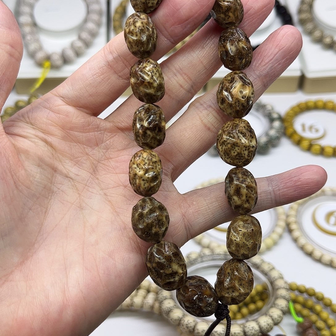 星月菩提吊坠话梅