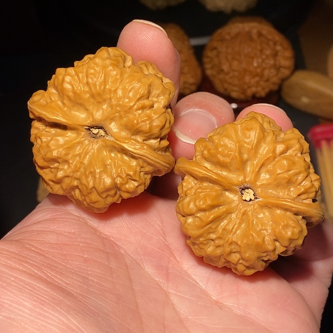 i***文玩核桃吊坠180蛤蟆