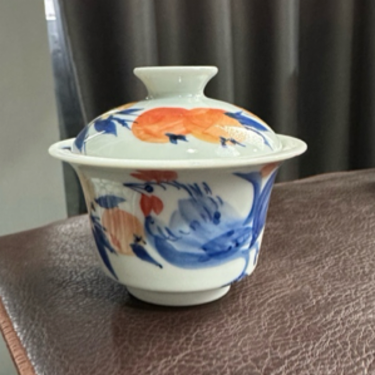 阅贤斋气窑公鸡马蹄盖碗微瑕