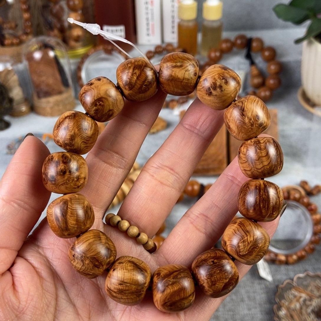 雷***雨手串/手链柏木（崖柏）北太行高崖骨料瘤疤15/16
