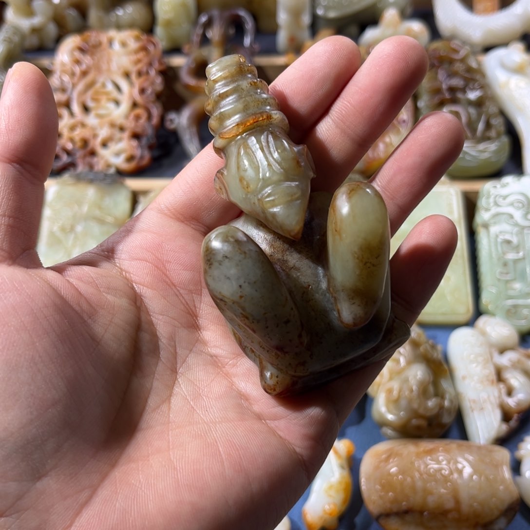 和田玉未镶嵌挂件