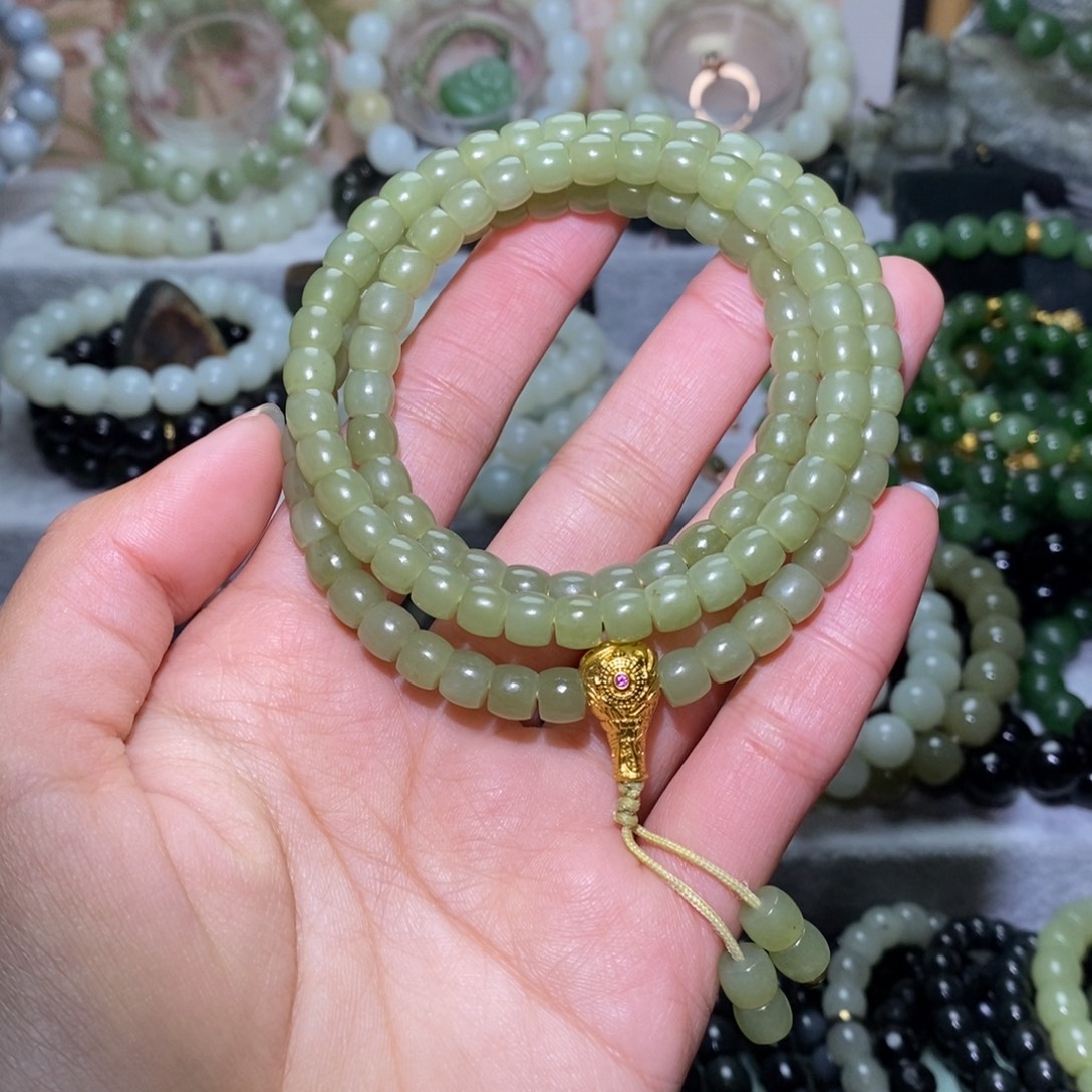 和田玉未镶嵌手链