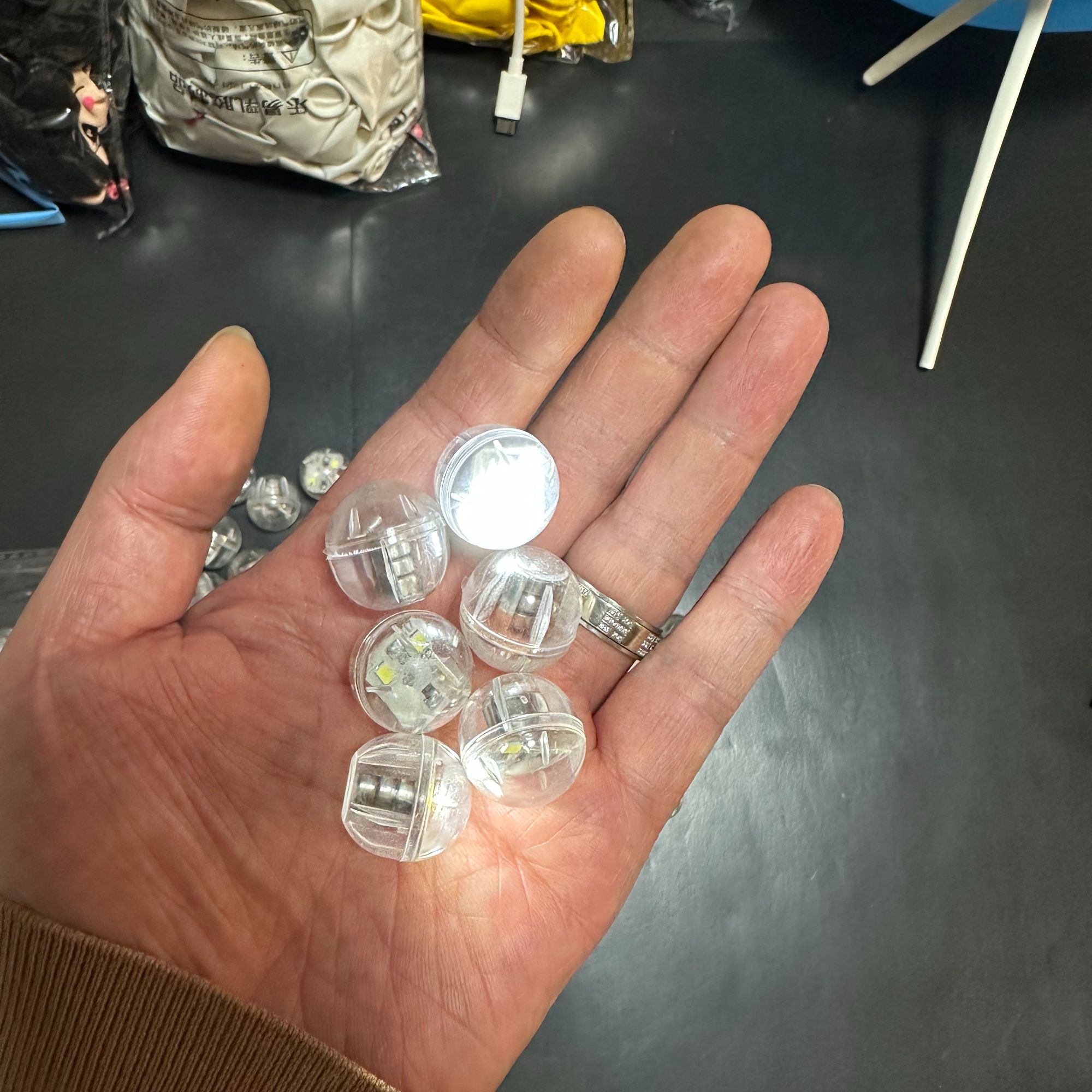 透明气球振动闪光灯球加强发光LED震动球趣味玩具