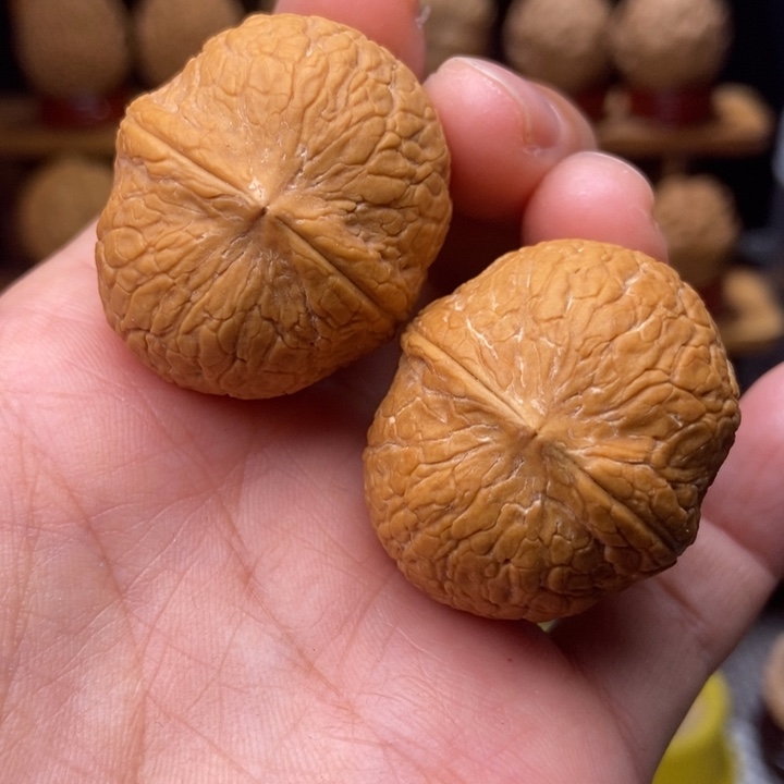 文玩核桃吊坠龙眼17