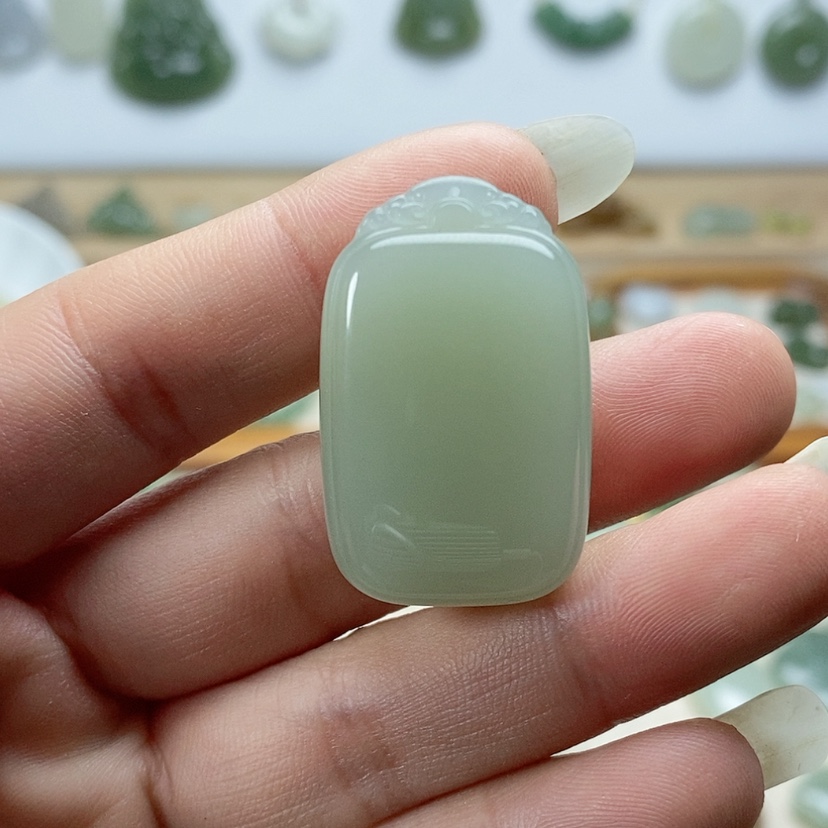 【闪购商品】颈饰未镶嵌和田玉