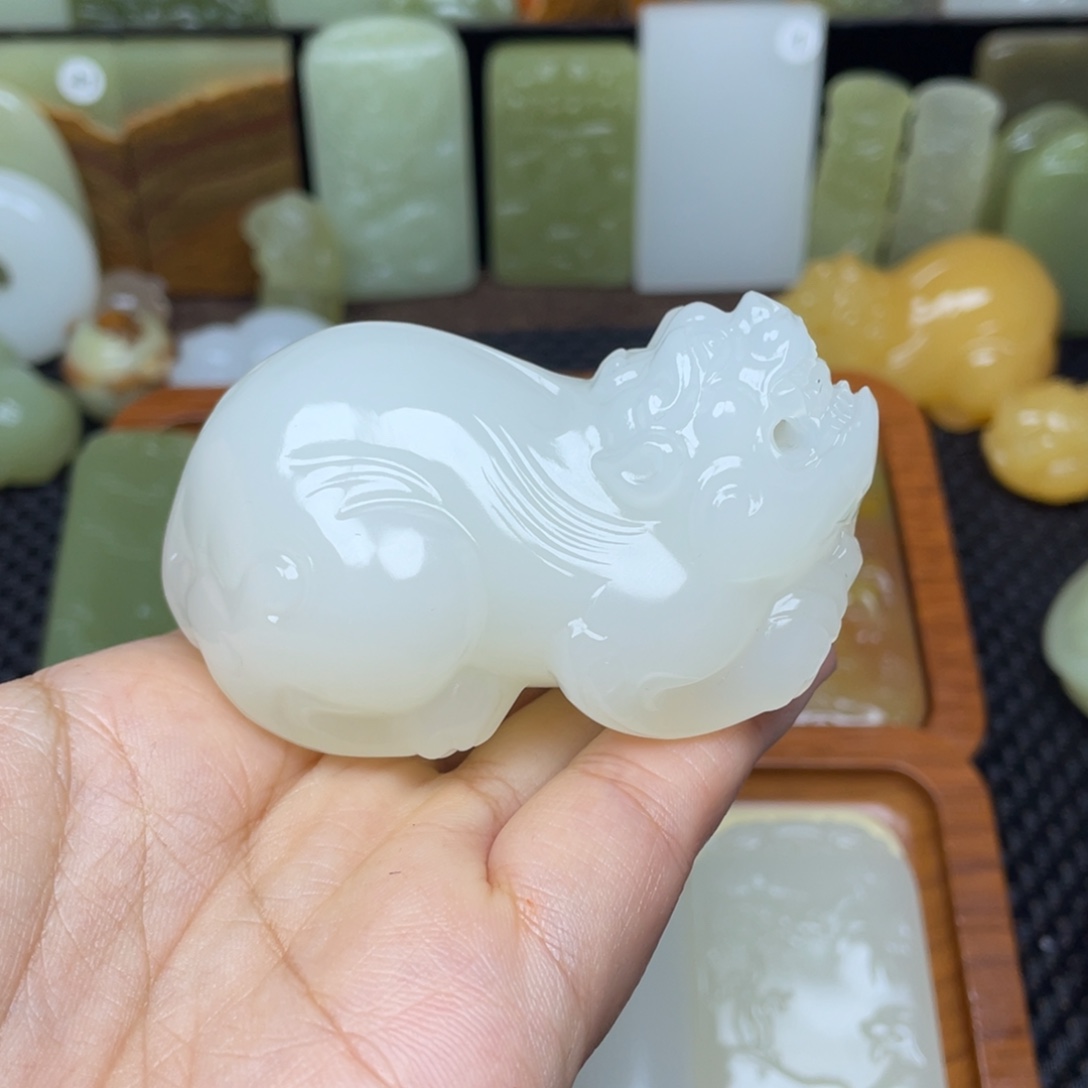 平安无事手把件貔貅