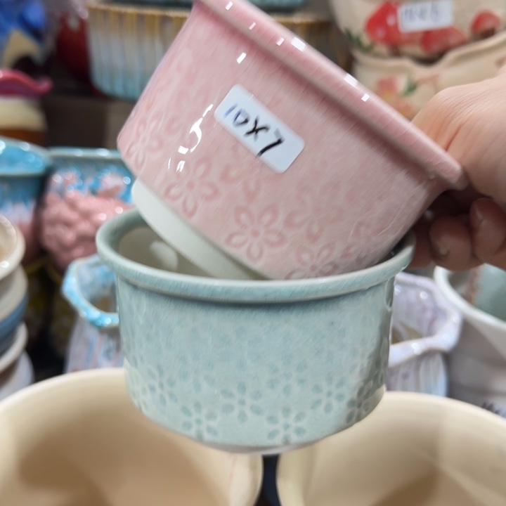 凑9块包邮，有孔，陶瓷花盆