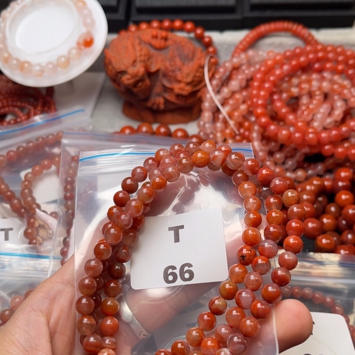 南红玛瑙未镶嵌多样性发货默认微瑕称重7mm