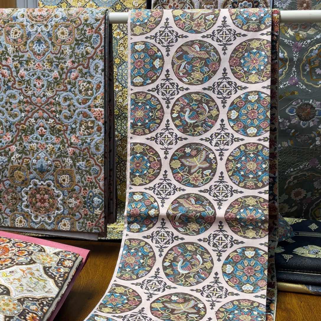 织绣全通缂丝柔软