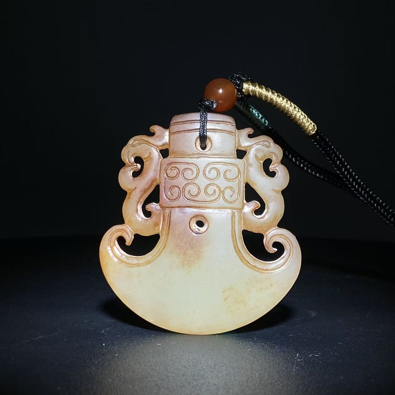 【清代】-和田玉府上有龙2511260084