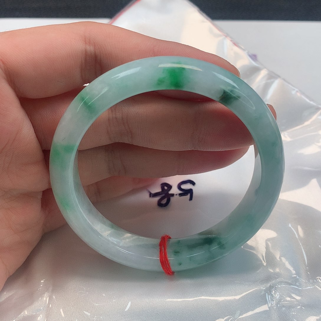 翡翠手镯未镶嵌302号