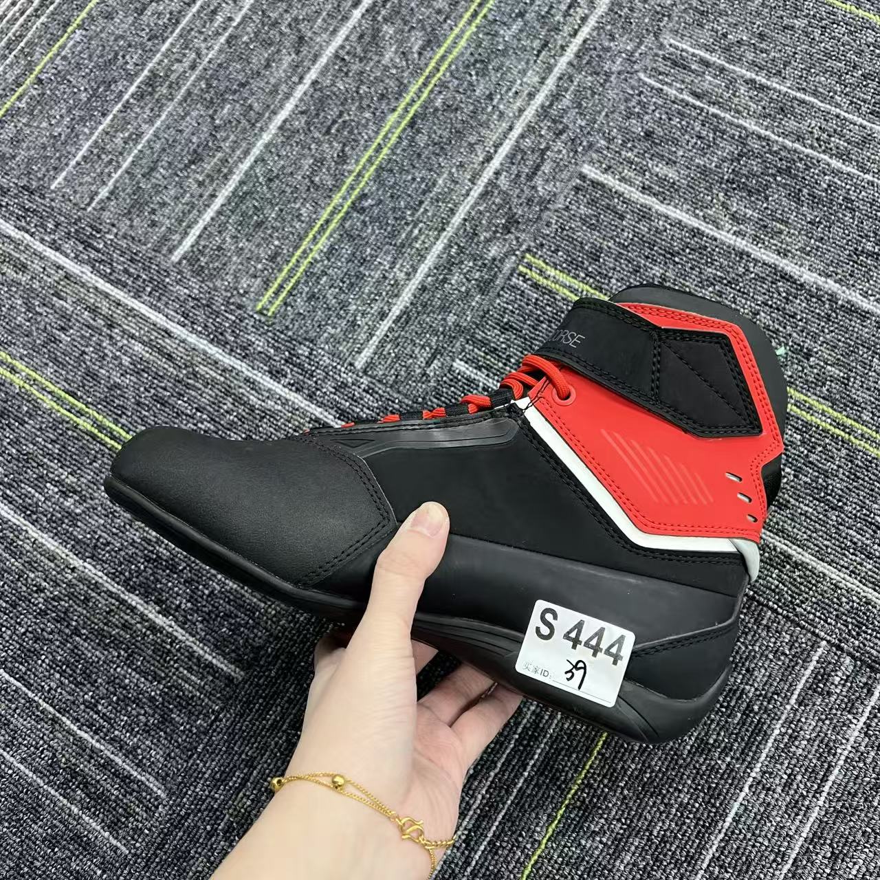 3-新款户外运动百搭休闲鞋 S444