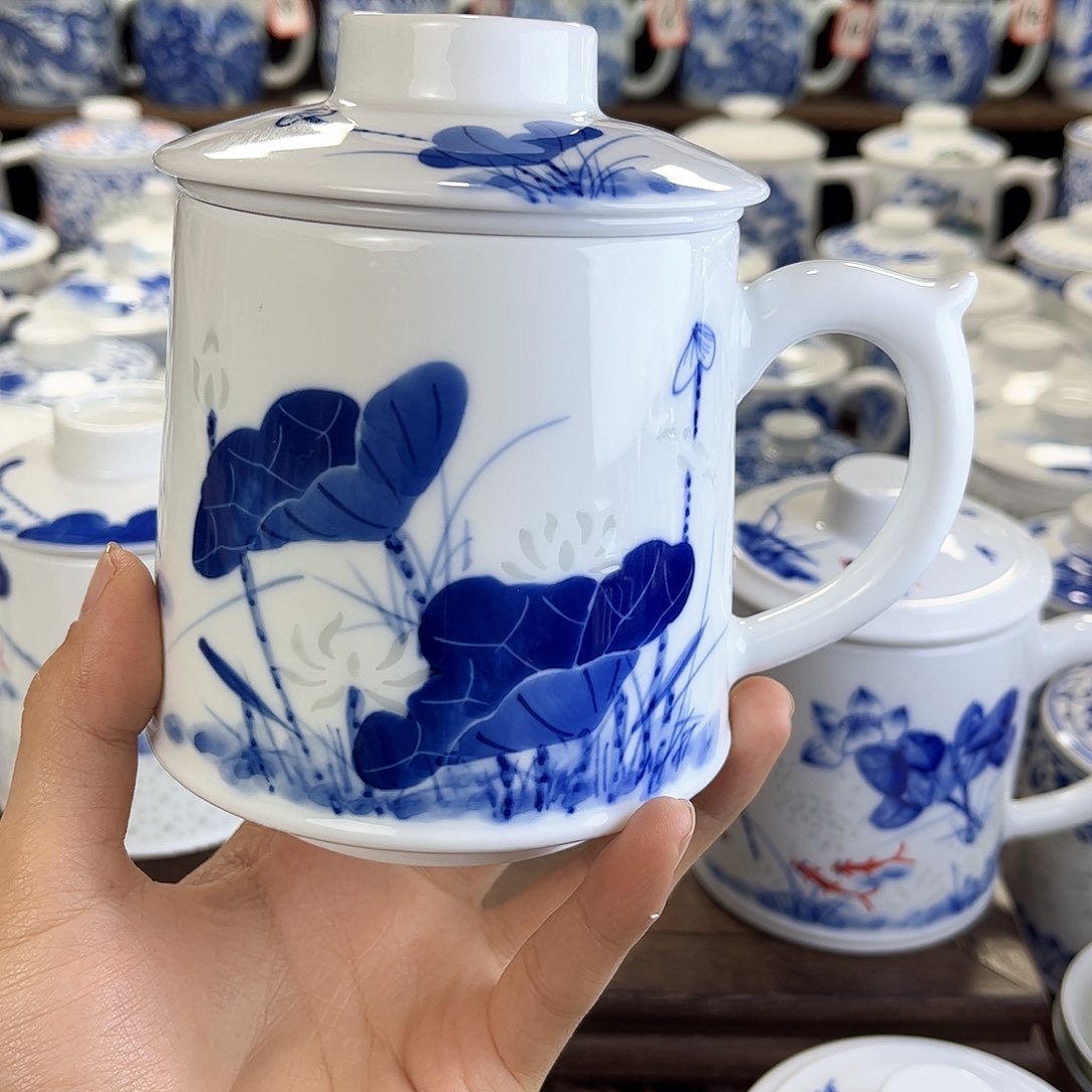 我****巅景德镇陶瓷马克杯带盖
