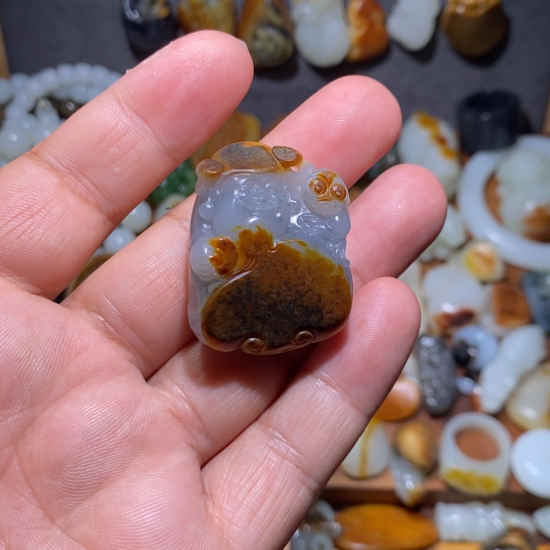 和田玉颈饰未镶嵌静*