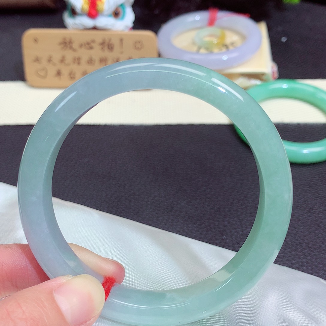 翡翠未镶嵌手镯1287