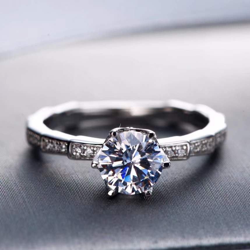 925银莫桑石戒指 925银莫桑石戒指【蛇骨/竹节】节节高 时尚 莫桑戒