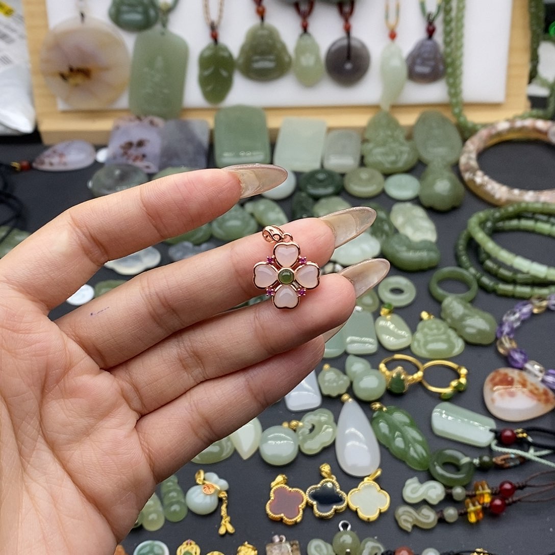 和田玉吊坠(不含链)银S925镶嵌