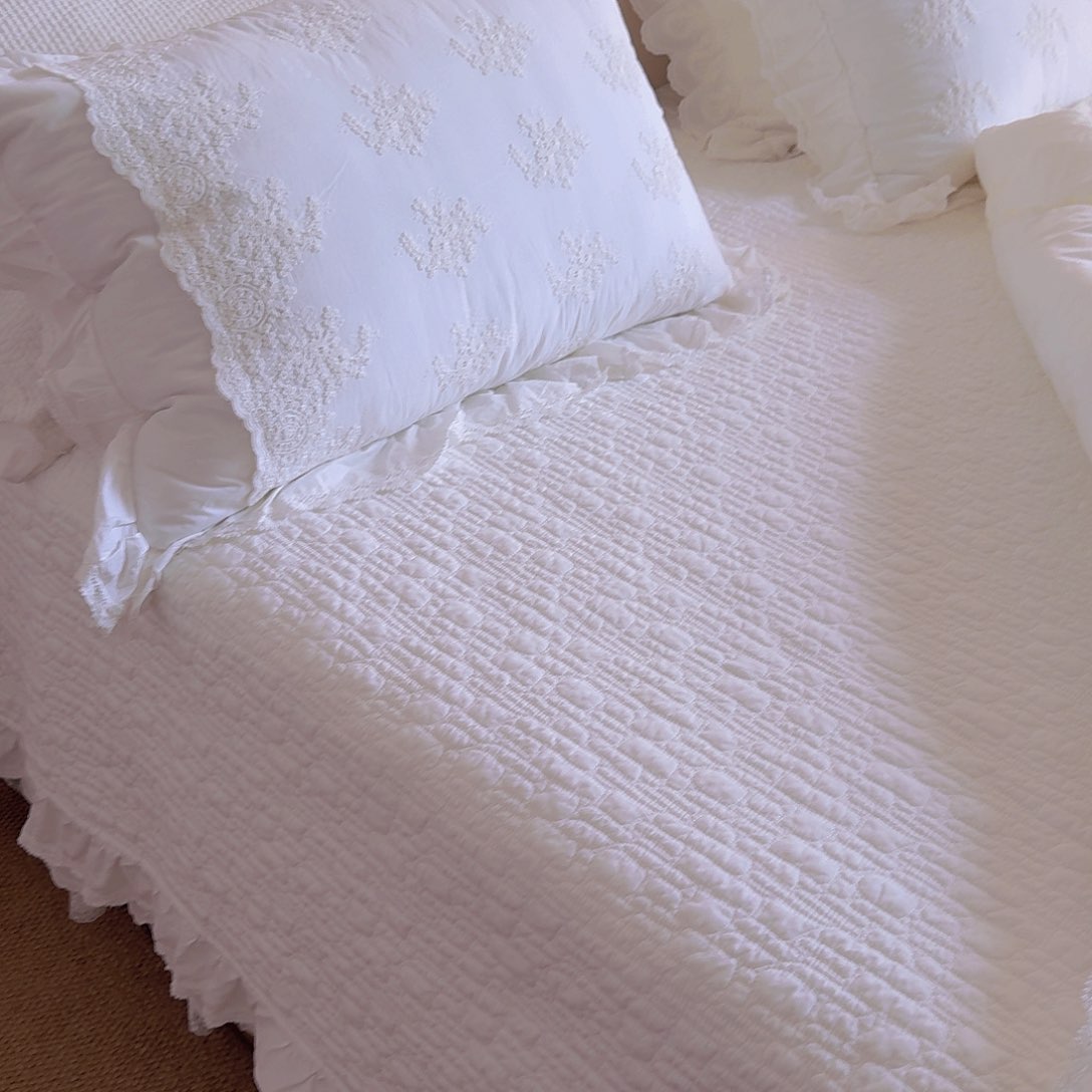 棉白色卡尔斯床盖三件套240×260