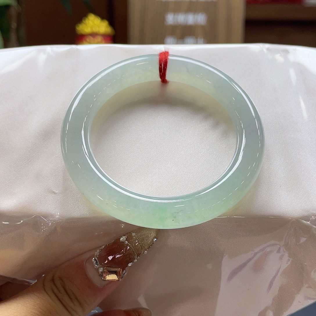 翡翠未镶嵌手镯21号