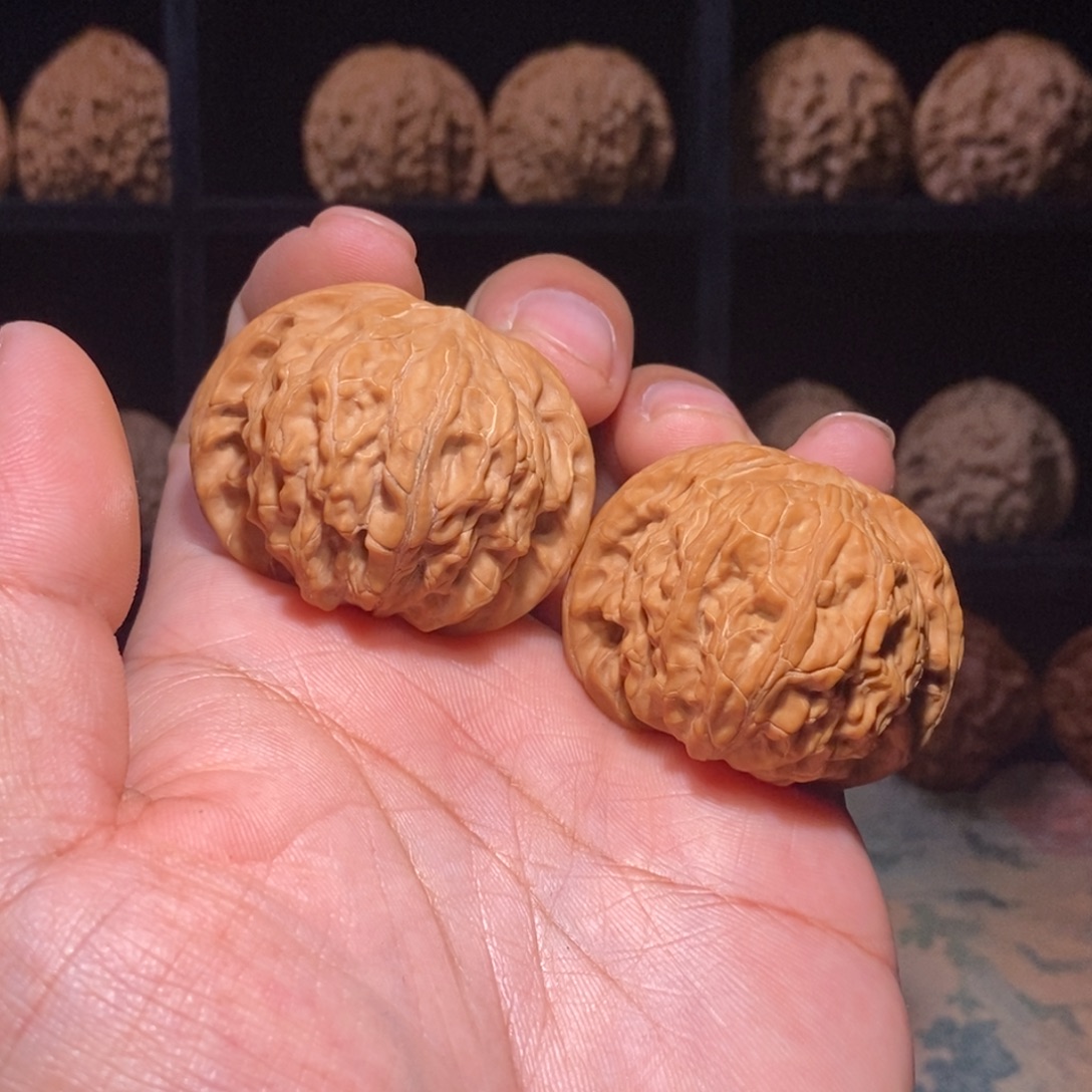 玄***商文玩核桃把件43正磨