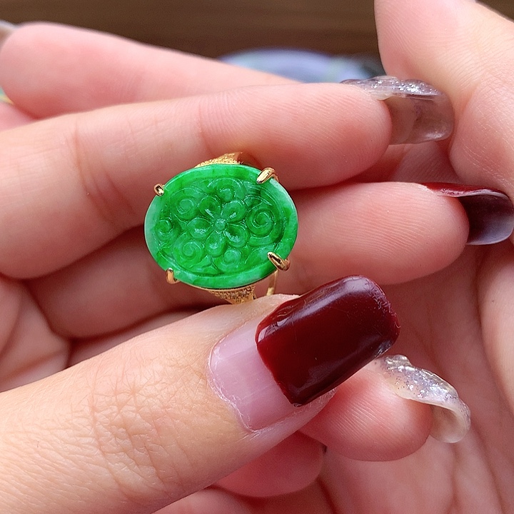 翡翠颈饰银S925镶嵌翡翠