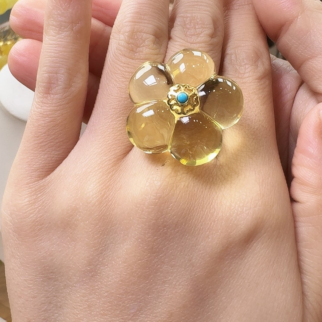 琥珀未镶嵌颈饰戒指