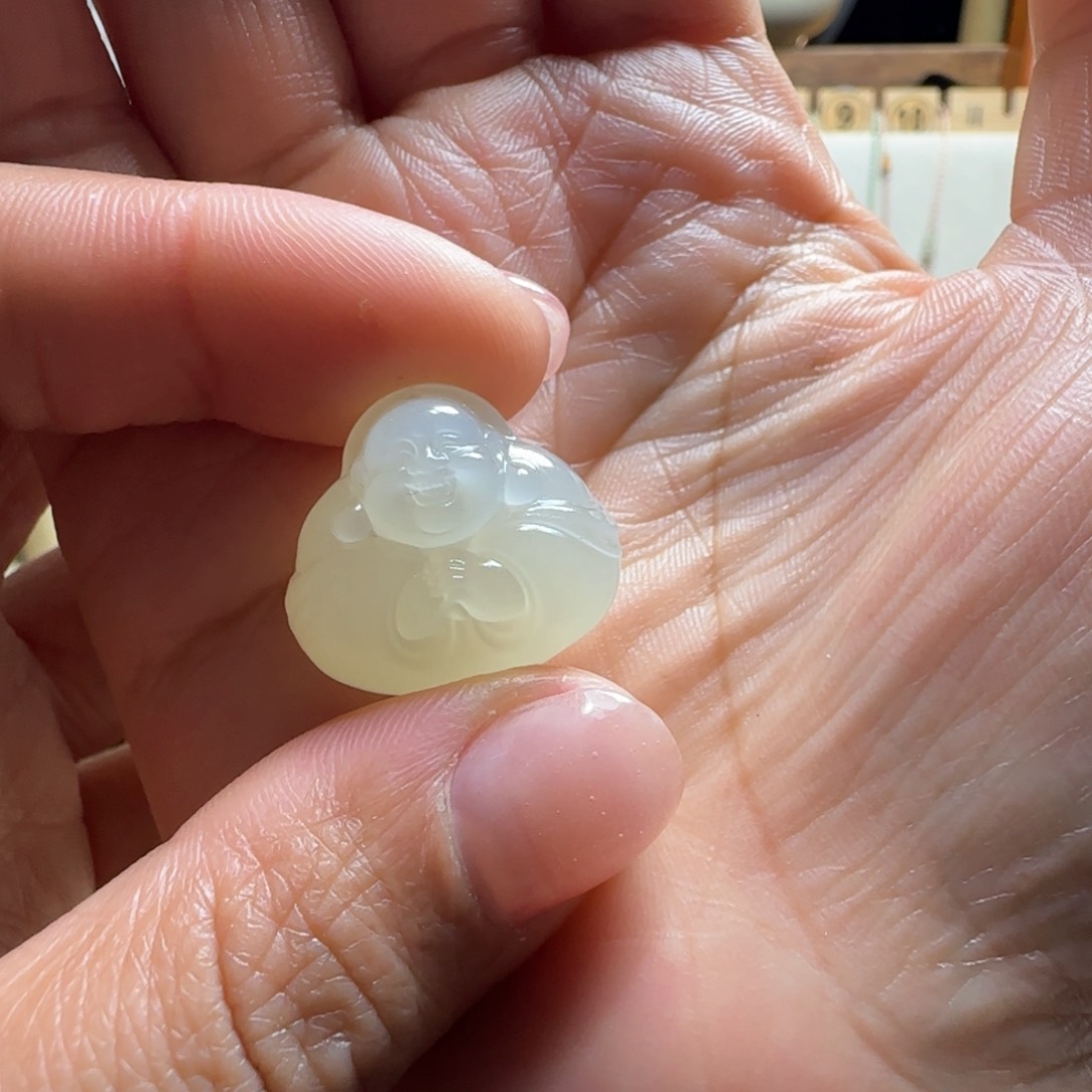 和田玉颈饰未镶嵌古****格