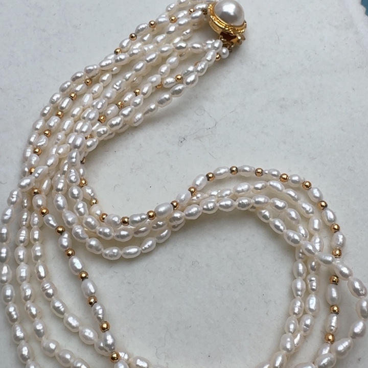 淡水珍珠颈饰未镶嵌