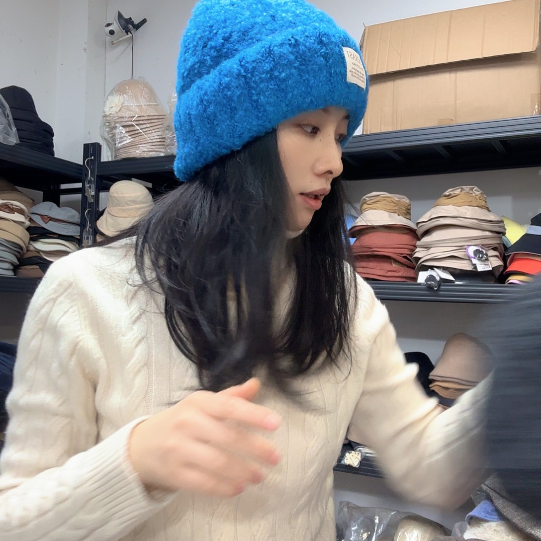 纯棉蓝色毛线帽厚